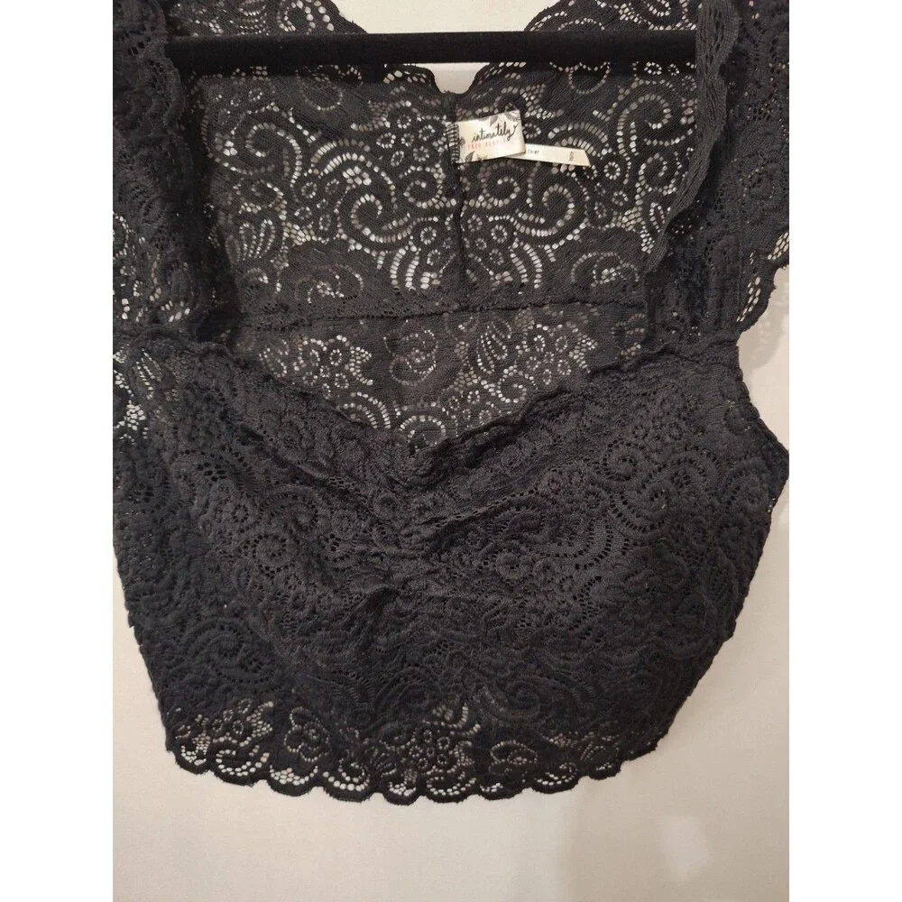 Free People Intimately Chase Me Crop Top Black Lace Brami Bralette Sz XS Sexy